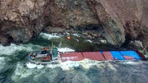 Καρέ καρέ η διάσωση των ναυτικών στη νησίδα Τραγονήσι - Εικόνες, βίντεο