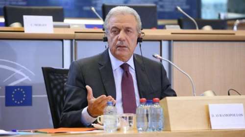 Αβραμόπουλος: Η αλληλεγγύη δεν μπορεί να είναι αλα καρτ