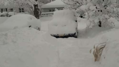 Πόλη στις ΗΠΑ θάφτηκε στο χιόνι ύψους ενάμιση μέτρου