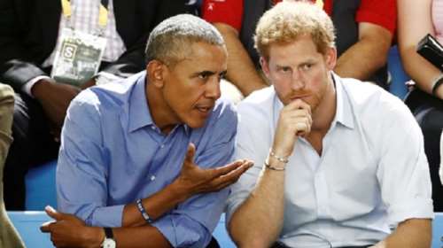 Ο πρίγκιπας Χάρι σε ρόλο ρεπόρτερ πήρε συνέντευξη από τον Ομπάμα