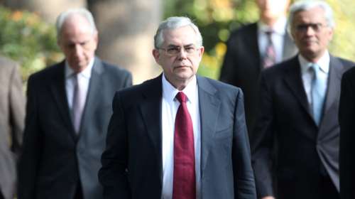 Εξομολόγηση Παπαδήμου: Δεν μετάνιωσα που έγινα πρωθυπουργός