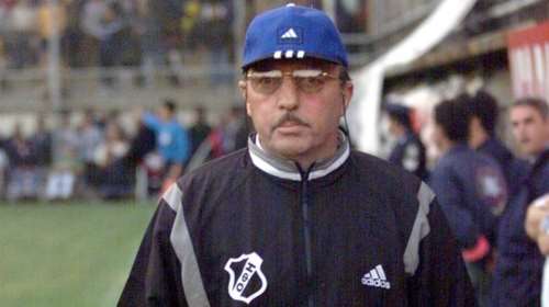 Φωτογραφίες: Σε λαϊκό προσκύνημα η σορός του Ευγένιου Γκέραρντ