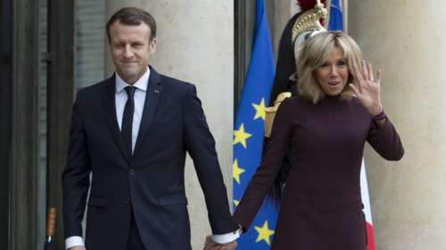 Μπριζίτ Μακρόν: Η θέση της γυναίκας είναι δίπλα και όχι πίσω από τον άντρα