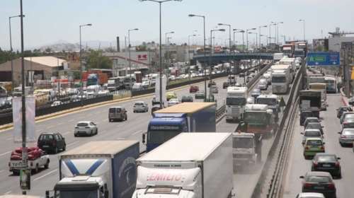 Κυκλοφοριακό κομφούζιο στον Κηφισό -Μποτιλιάρισμα χιλιομέτρων