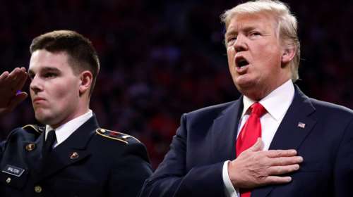 Nέα γκάφα Τραμπ: Δεν ήξερε ούτε τον εθνικό ύμνο