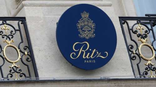 Γαλλία: Ένοπλοι &#39;σήκωσαν&#39; κοσμήματα πολλών εκατ. από το Ritz του Παρισιού