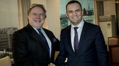 Οσμάνι: Η Αθήνα συναινεί στη χρήση του όρου Μακεδονία