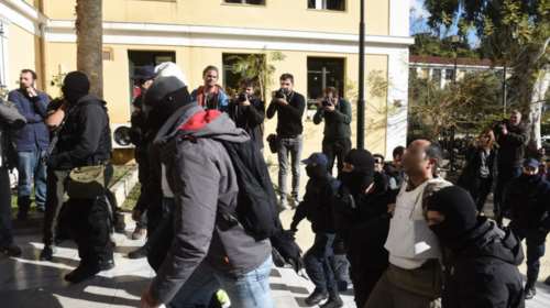 Για «τρομοκρατική οργάνωση» κατηγορούνται οι 9 Τούρκοι στις Οινούσσες