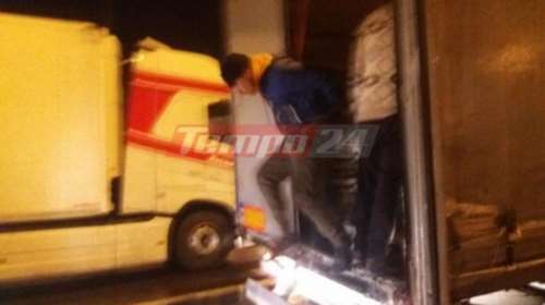 Χάος στο λιμάνι της Πάτρας: Μετανάστες μπουκάρουν σε νταλίκες [βίντεο]