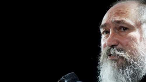 Σήμερα η κηδεία του Τζίμη Πανούση στη Νέα Μάκρη