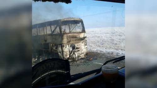 Τραγωδία στο Καζακστάν: 52 νεκροί από φωτιά σε λεωφορείο (ΒΙΝΤΕΟ)