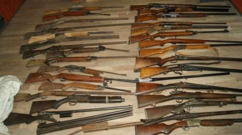 Κανονικό οπλοστάσιο είχε στο σπίτι του 76χρονος στα Ιωάννινα