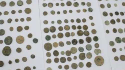 Αρχαιολογικό θησαυρό βρήκαν στο σπίτι 63χρονου στις Σέρρες