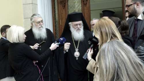 Εκτακτη συνεδρίαση της Ιεράς Συνόδου για το Σκοπιανό συγκάλεσε ο Ιερώνυμος