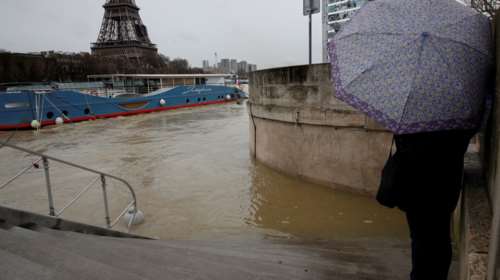 Παρίσι: Ο φόβος της &quot;Πλημμύρας του Αιώνα&quot; κλείνει τα μουσεία