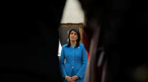 Νίκι Χέιλι: Δεν είμαι ερωμένη του Τραμπ