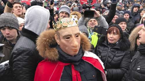 Xιλιάδες Ρώσοι διαδήλωσαν κατά του Πούτιν-Εγιναν 243 συλλήψεις