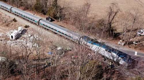 ΗΠΑ: Σύγκρουση τρένου με απορριμματοφόρο -Ενας νεκρός