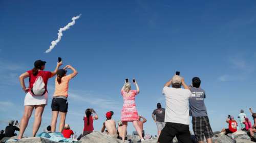 To παρθενικό ταξίδι του Falcon Heavy