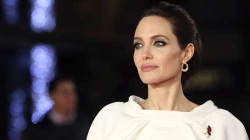 Αντζελίνα Τζολί: Η εκπληκτική φωτογράφηση με τις βιολογικές κόρες της