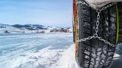 Με αλυσίδες στα ορεινά της δυτικής Μακεδονίας λόγω κακοκαιρίας