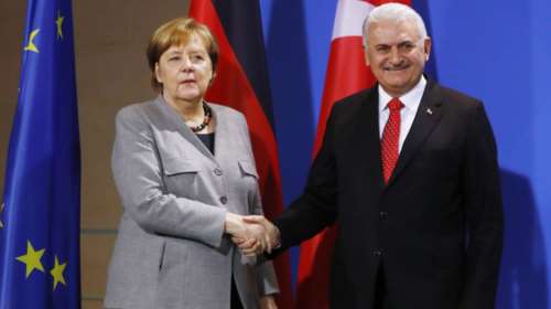 Βερολίνο &amp; Άγκυρα ρίχνουν τους τόνους της διπλωματικής έντασης