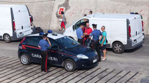 Κατάσχεση 300 κιλών κόκας σε ελληνόκτητο πλοίο στη Γένοβα-Τι λέει η εταιρία