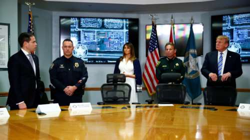 Επίθεση Τραμπ στο FBI για το μακελειό στη Φλόριντα