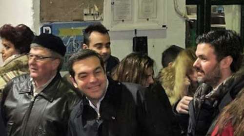 Στη Σκύρο οικογενειακώς ο Αλέξης Τσίπρας-Πάει και ο Καμμένος [Φωτο]