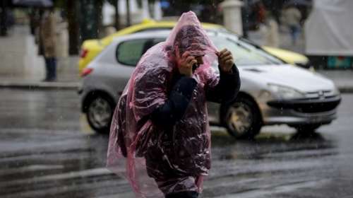 Κακοκαιρία και την Τρίτη με βροχές και καταιγίδες
