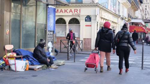 Τουλάχιστον 3.000 άστεγοι καταμετρήθηκαν σε μια νύχτα στο Παρίσι