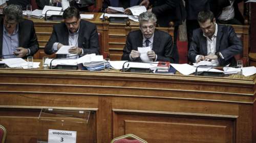 Βουλή: Oλοκληρώθηκε η ψηφοφορία - Σε εξέλιξη η καταμέτρηση