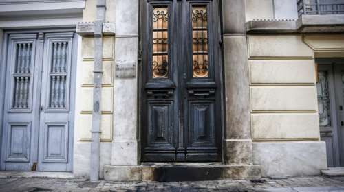 Ανάληψη ευθύνης για την επίθεση στα γραφεία της Μαρέβας Μητσοτάκη