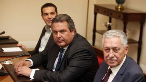 Eνα υπουργείο με δύο... πολιτικούς αρχηγούς