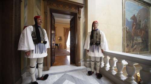 Αύριο στις 12:30 η ορκωμοσία των νέων μελών της κυβέρνησης