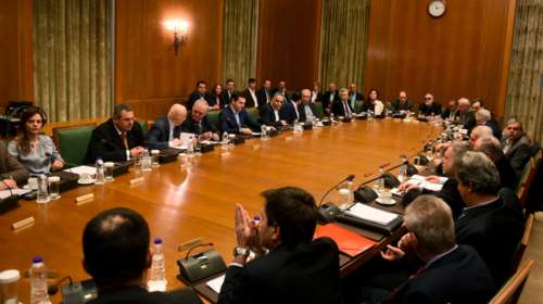 Οι νικητές και οι χαμένοι από τον μίνι ανασχηματισμό Τσίπρα