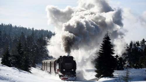 Στους 54 οι νεκροί από το κύμα ψύχους-Παγωμένη βροχή από την Εμμα
