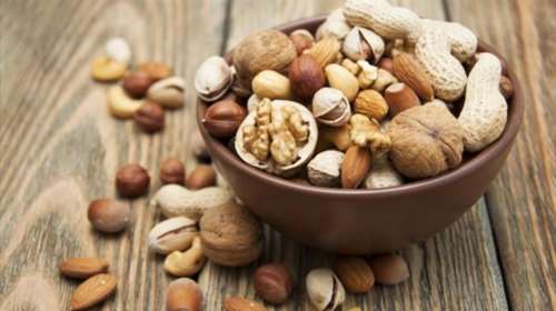 Κορονοϊός: Απο τα αντισηπτικά στους ...ξηρούς καρπούς - Αύξηση 100% στην κατανάλωση