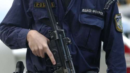 Ειδικοί Φρουροί κατά Τόσκα: Έχει χάσει την ψυχραιμία του