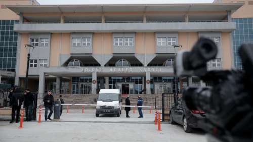 Αγωνία για τη δίκη των δύο Ελλήνων στρατιωτικών