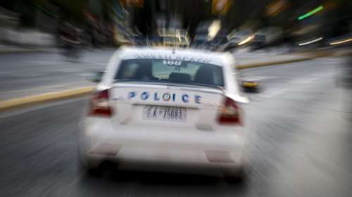 Σπείρα κρατούσε αιχμάλωτη και βασάνιζε μια 77χρονη στα Εξάρχεια