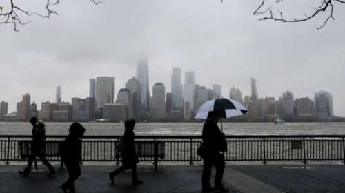 Εκατοντάδες πτήσεις ακυρώθηκαν στη Ν.Υόρκη εν αναμονή ισχυρών χιονοπτώσεων