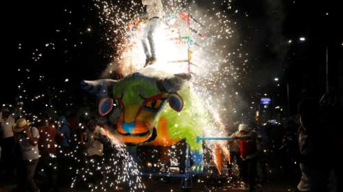 Εl Torito: Η μεγάλη γιορτή πυροτεχνημάτων
