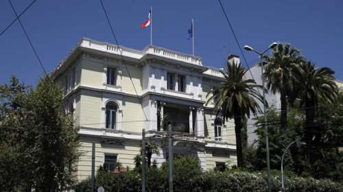 Η πρεσβεία της Γαλλίας καθησυχάζει: Το email αφορούσε φυσικές καταστροφές