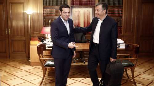 Ο Τσίπρας συμφώνησε να συζητηθεί στη Βουλή η πρόταση Θεοδωράκη