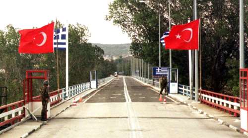 FAZ: «Όλο και περισσότεροι Τούρκοι ζητούν άσυλο στην Ελλάδα»