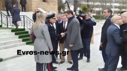 Μητσοτάκης: Κάνουμε ό,τι μπορούμε για τους δύο στρατιωτικούς