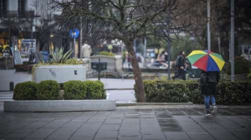 Βροχές &amp; καταιγίδες τη Δευτέρα - Πότε εξασθενούν τα φαινόμενα