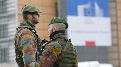 Ταχύτερη στρατιωτική κινητικότητα στην Ευρώπη προωθεί η Επιτροπή