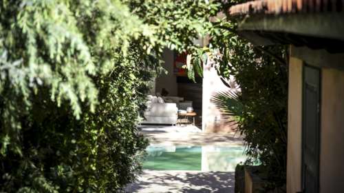 Τον πυροβόλησαν εν ψυχρώ μπροστά στα μάτια της συζύγου του